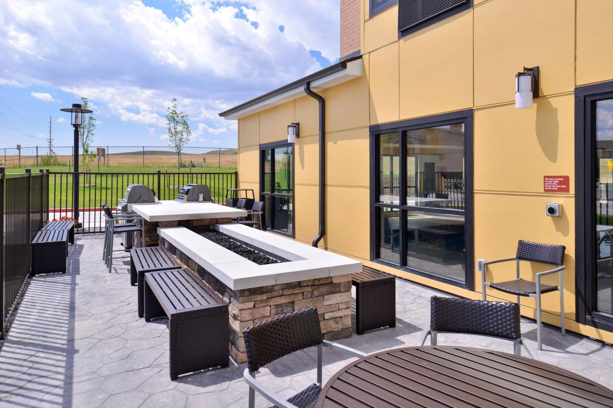 Towneplace Suites By Marriott Gillette Buitenkant foto